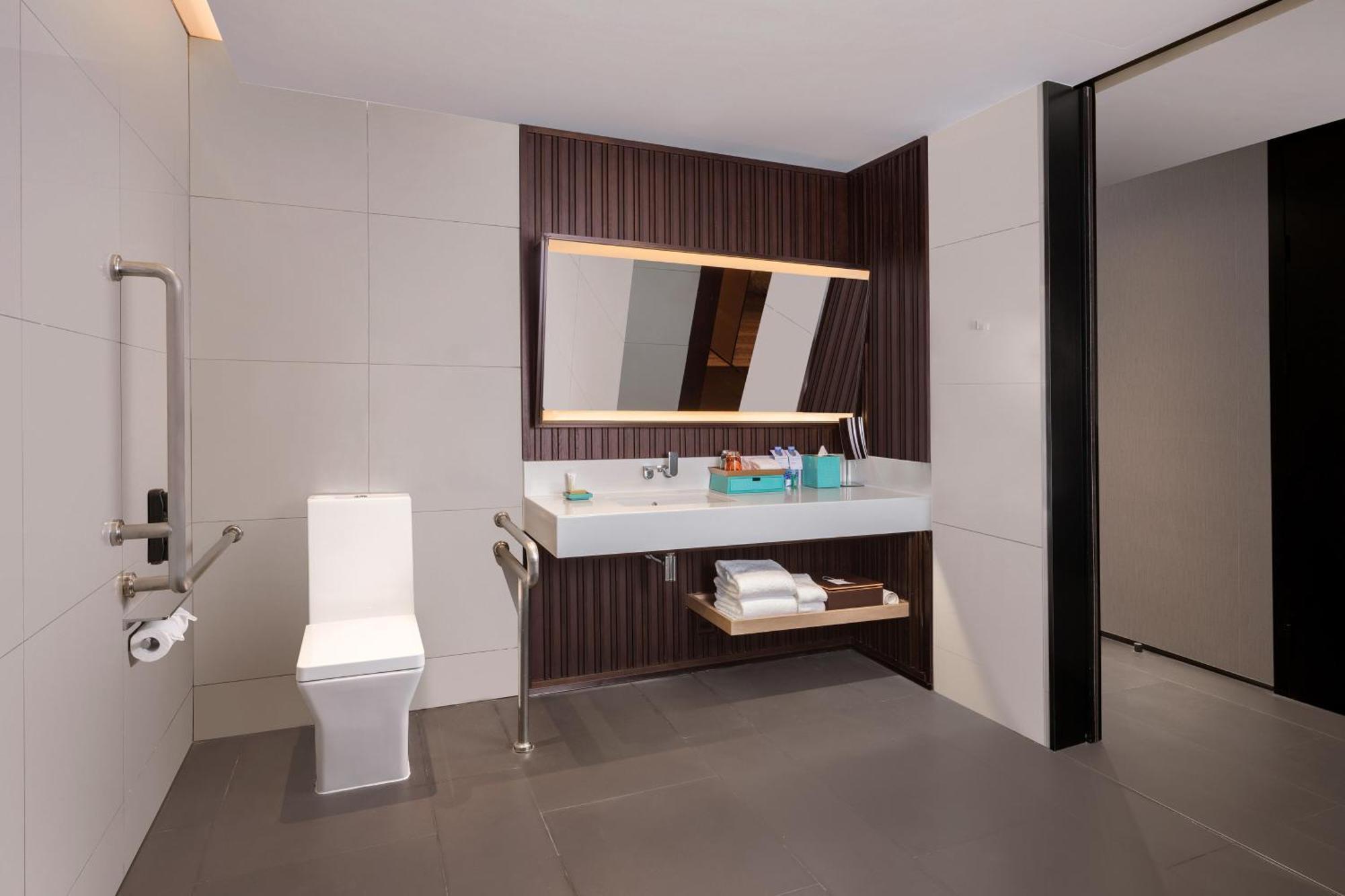 Le Meridien Zhongshan Zhongshan  Bagian luar foto