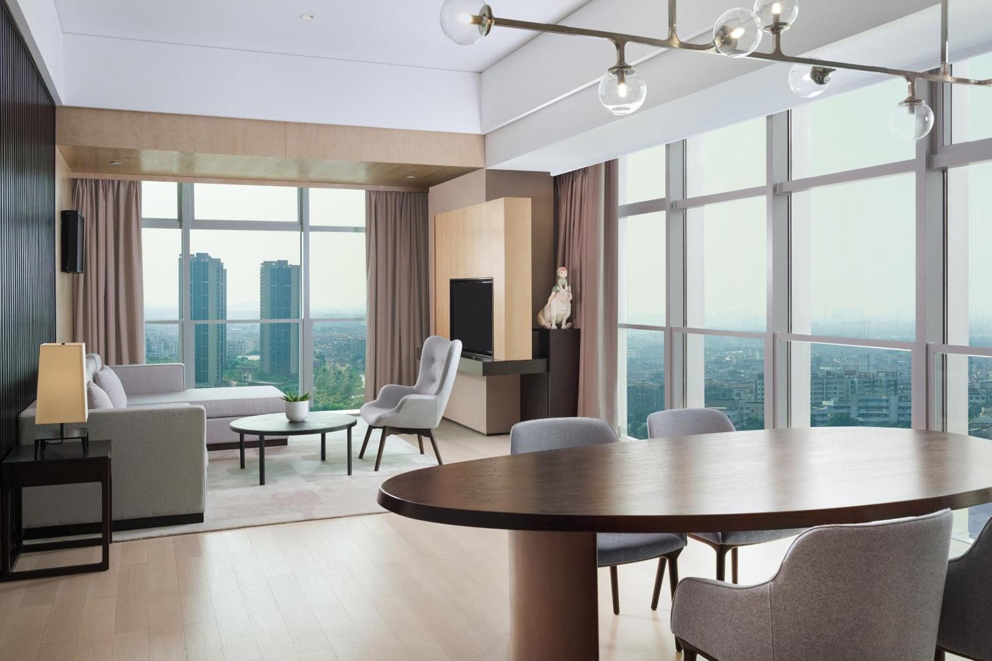 Le Meridien Zhongshan Zhongshan  Bagian luar foto