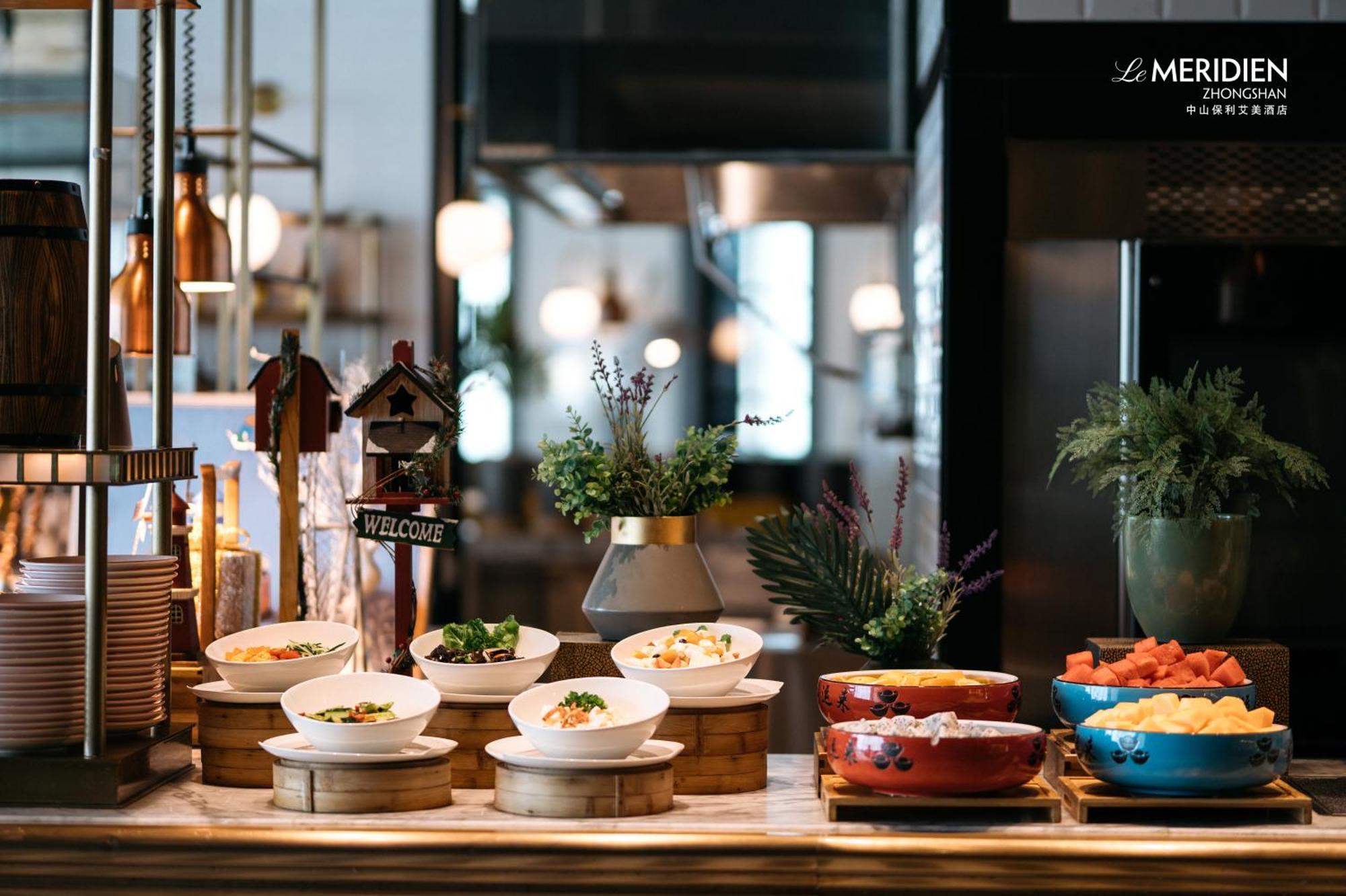 Le Meridien Zhongshan Zhongshan  Bagian luar foto